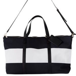 Brand new Fabfitfun Summer & Rose weekender bag